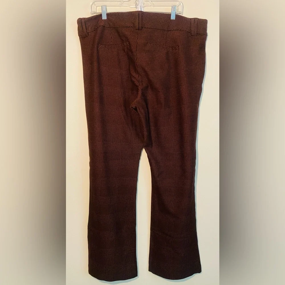 Pre-Loved Torrid Brown Plaid Trouser Boot Pants size 22R - Picture 8 of 8